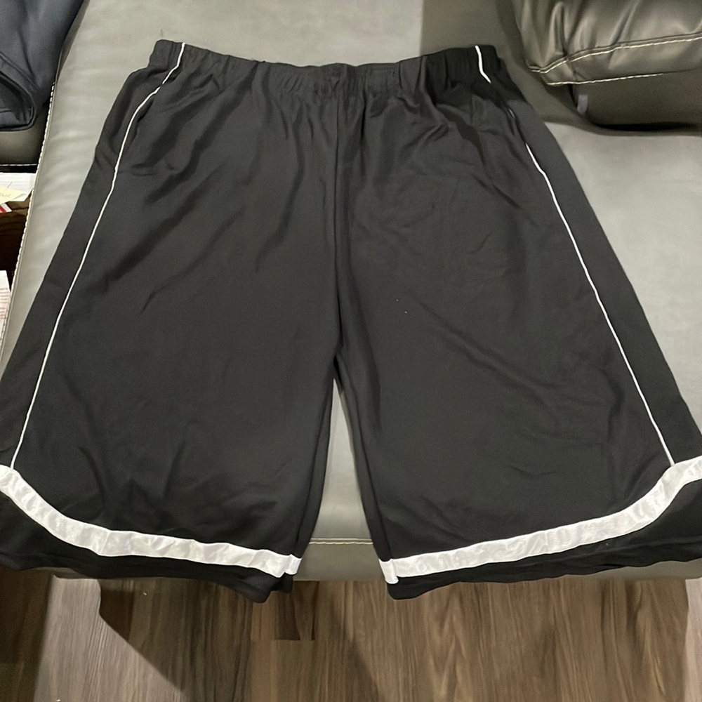 Basketball shorts